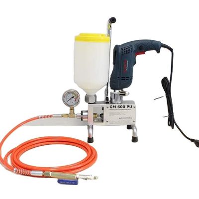 Tubo de injecção e válvula de esferas com válvula de entrada e saída para outros materiais impermeáveis